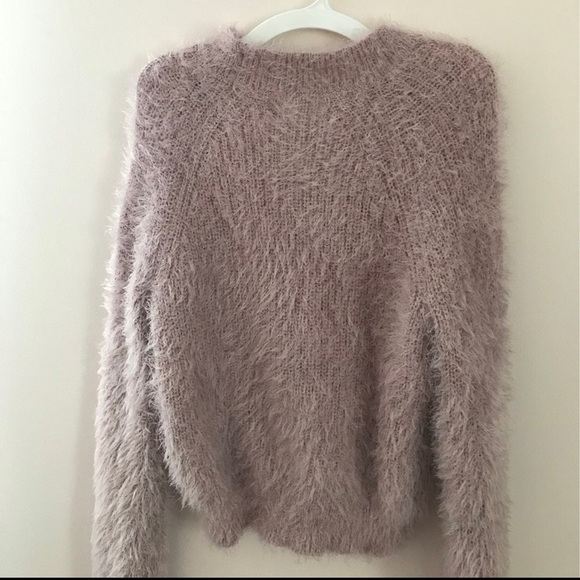 Fuzzy cozy dusty pink sweater - Picture 2 of 4